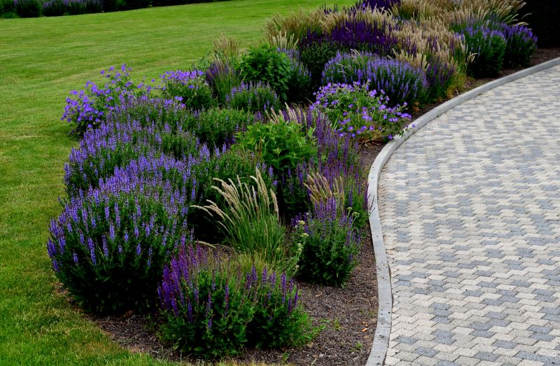 Landscape Curbing